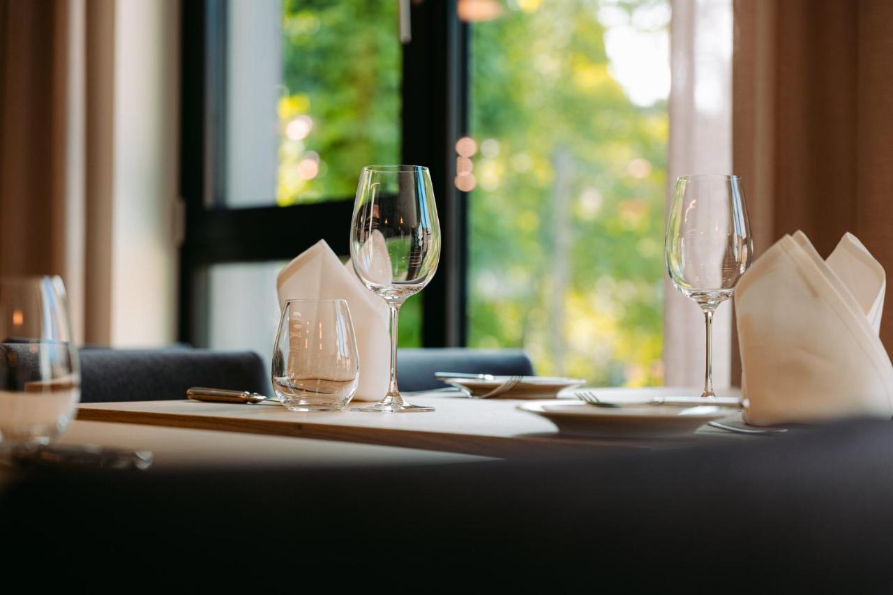 Hotel Restaurant Krone Sulzbach am Kocher Exterior photo